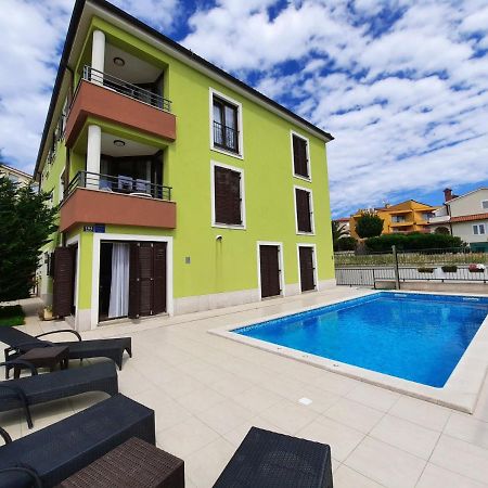 Smaragdna Villa Yourcroatiaholiday Premantura Exteriér fotografie