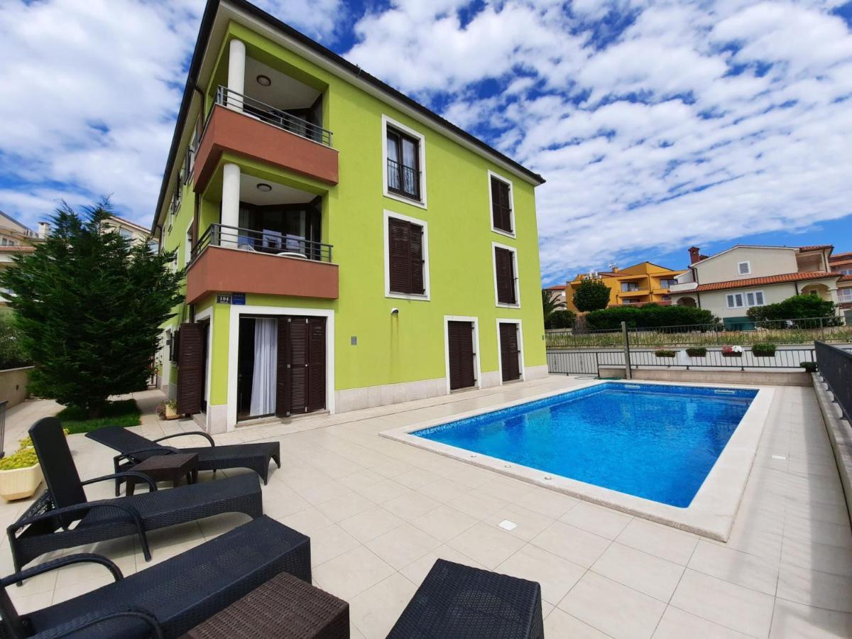 Smaragdna Villa Yourcroatiaholiday Premantura Exteriér fotografie